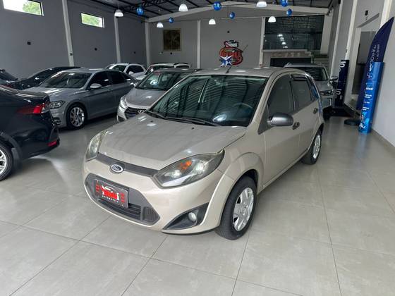 FORD FIESTA 1.0 ROCAM HATCH 8V FLEX 4P MANUAL